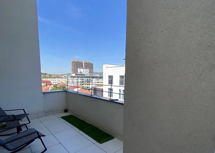 Kuky S Penthouse Apartament